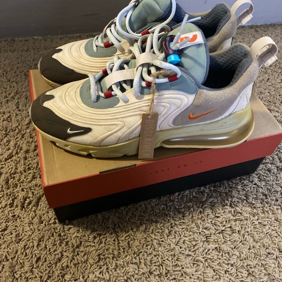 Nike Air Max 270 Cactus Trails Travis Scott - Picture 1 of 7